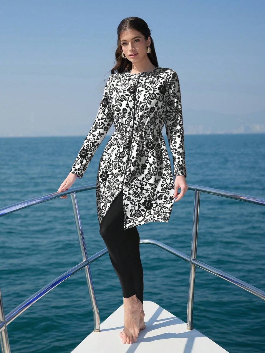 Swim Shayni مجموعة بوركيني من قطعتين مطبوع عليها طبعات فخارية باللون الأزرق، مع غطاء قابل للإزالة، مناسبة للشاطئ والعطلات - Image 5
